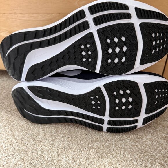 W Nike Air Zoom Pegasus running shoes, sz7.5, NIB - Picture 6 of 7